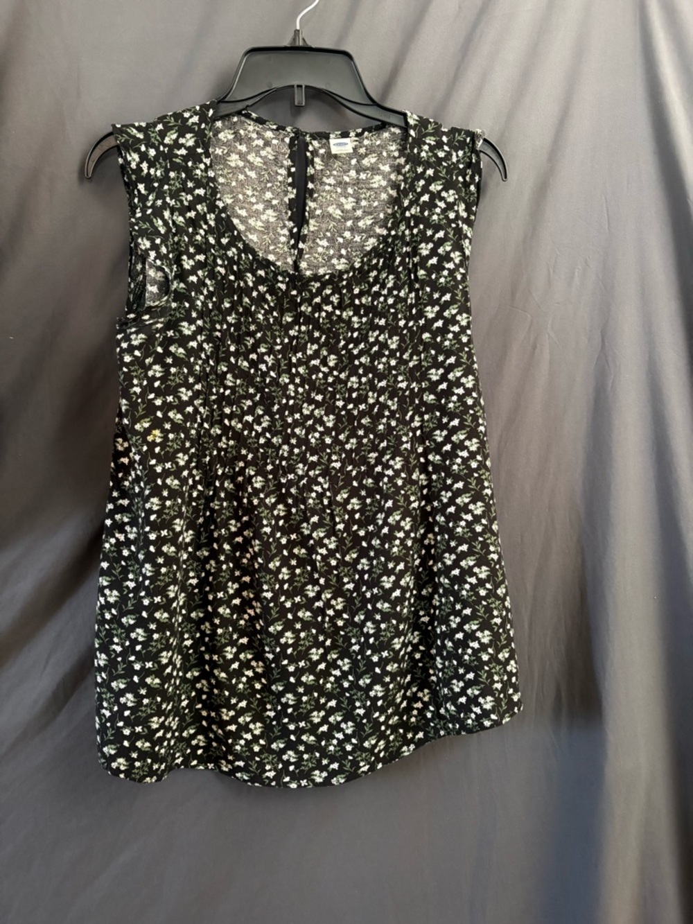 Old Navy Black Floral Scoop-Neck Camisole